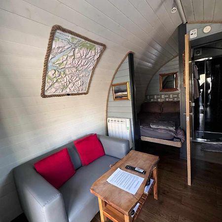 Riverside Pod, West Highland Way Holidays 金洛赫利文 外观 照片