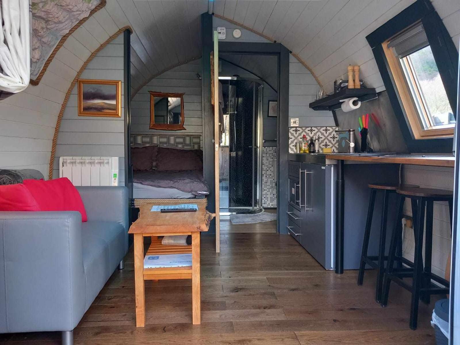 Riverside Pod, West Highland Way Holidays 金洛赫利文 外观 照片
