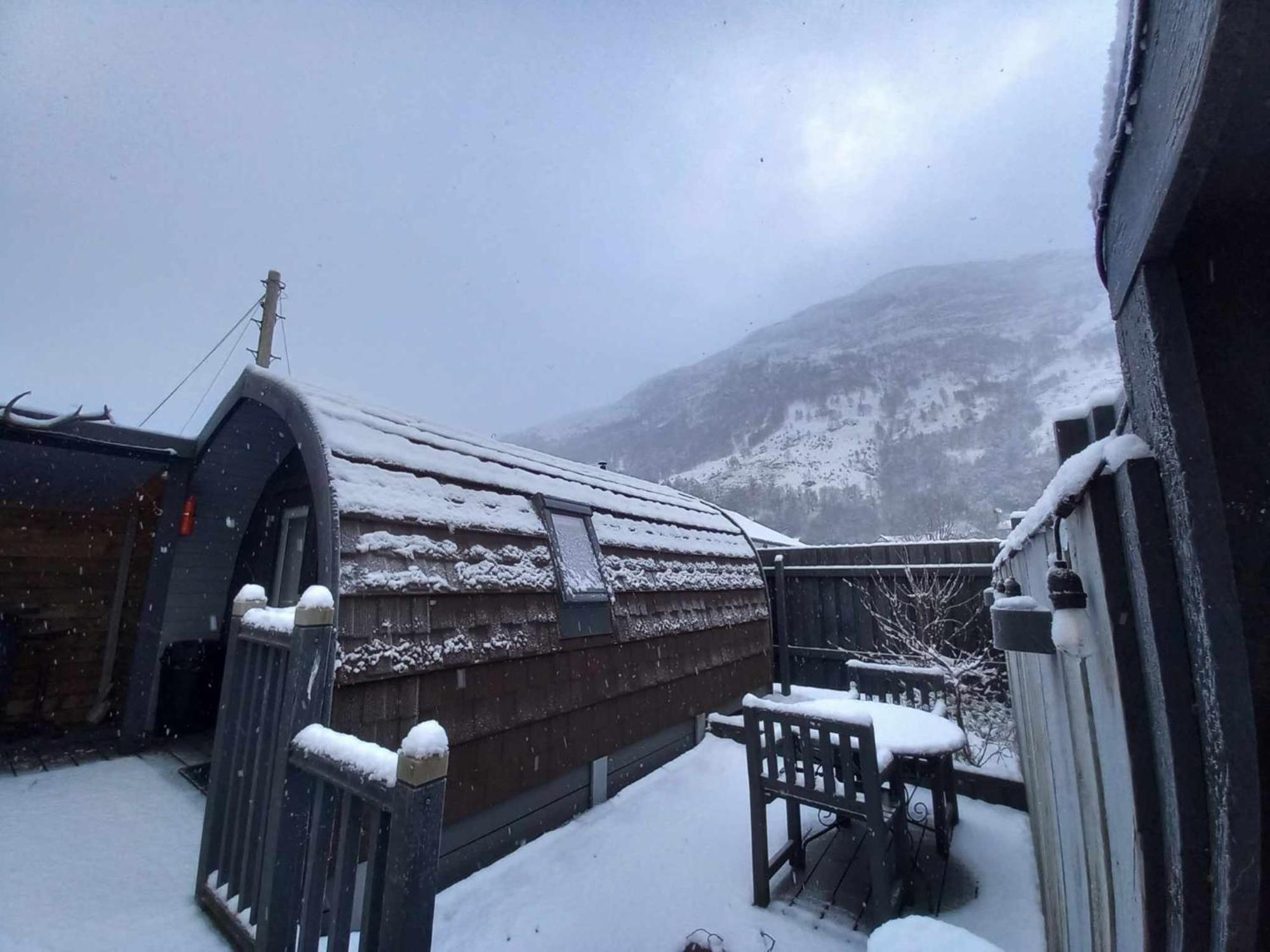 Riverside Pod, West Highland Way Holidays 金洛赫利文 外观 照片